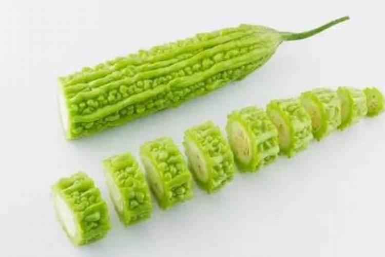 苦瓜烂果的原因