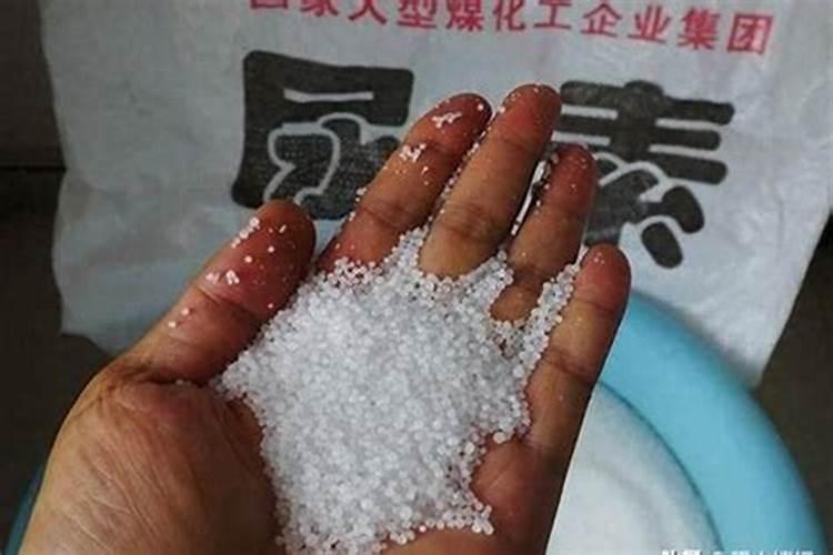 尿素氮肥的缺点有哪些危害和好处？